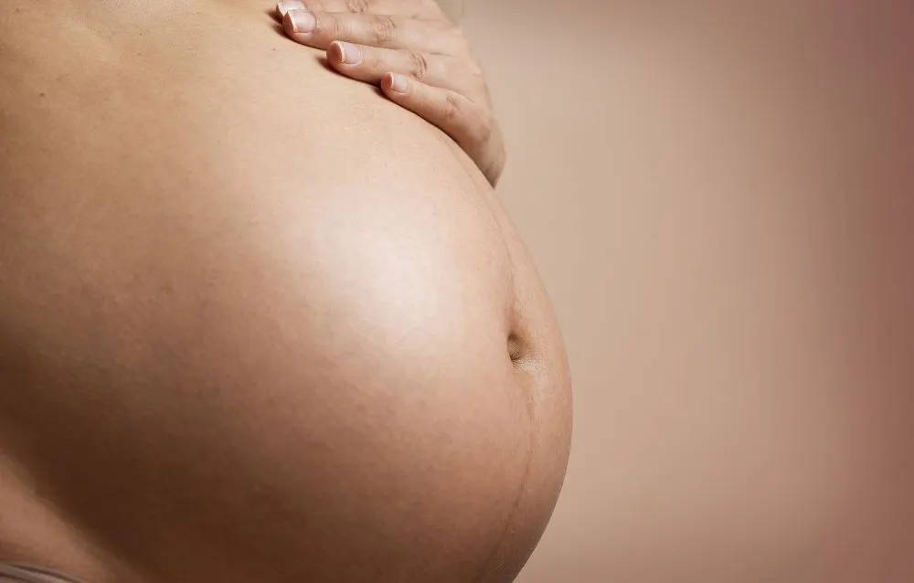 CBD pour les femmes enceintes : peut-on le conseiller ?
